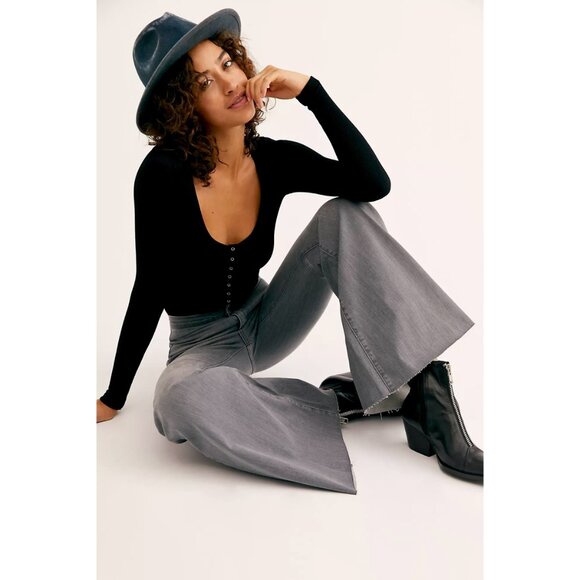 Free People We The Free Just Float On Flare Jeans - Picture 3 of 8